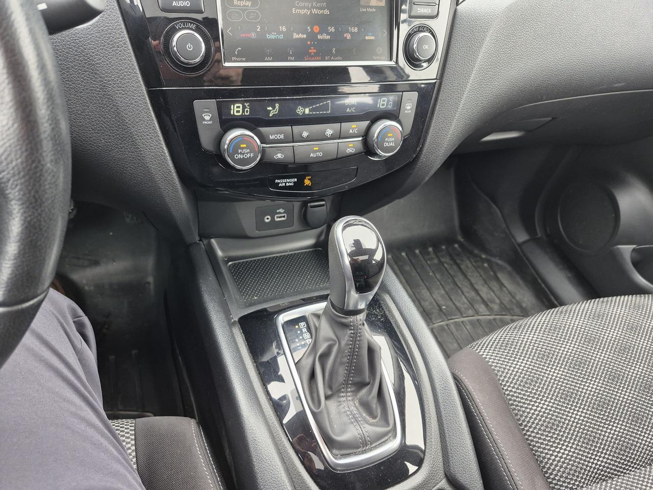 2020 Nissan Qashqai SV AWD Photo