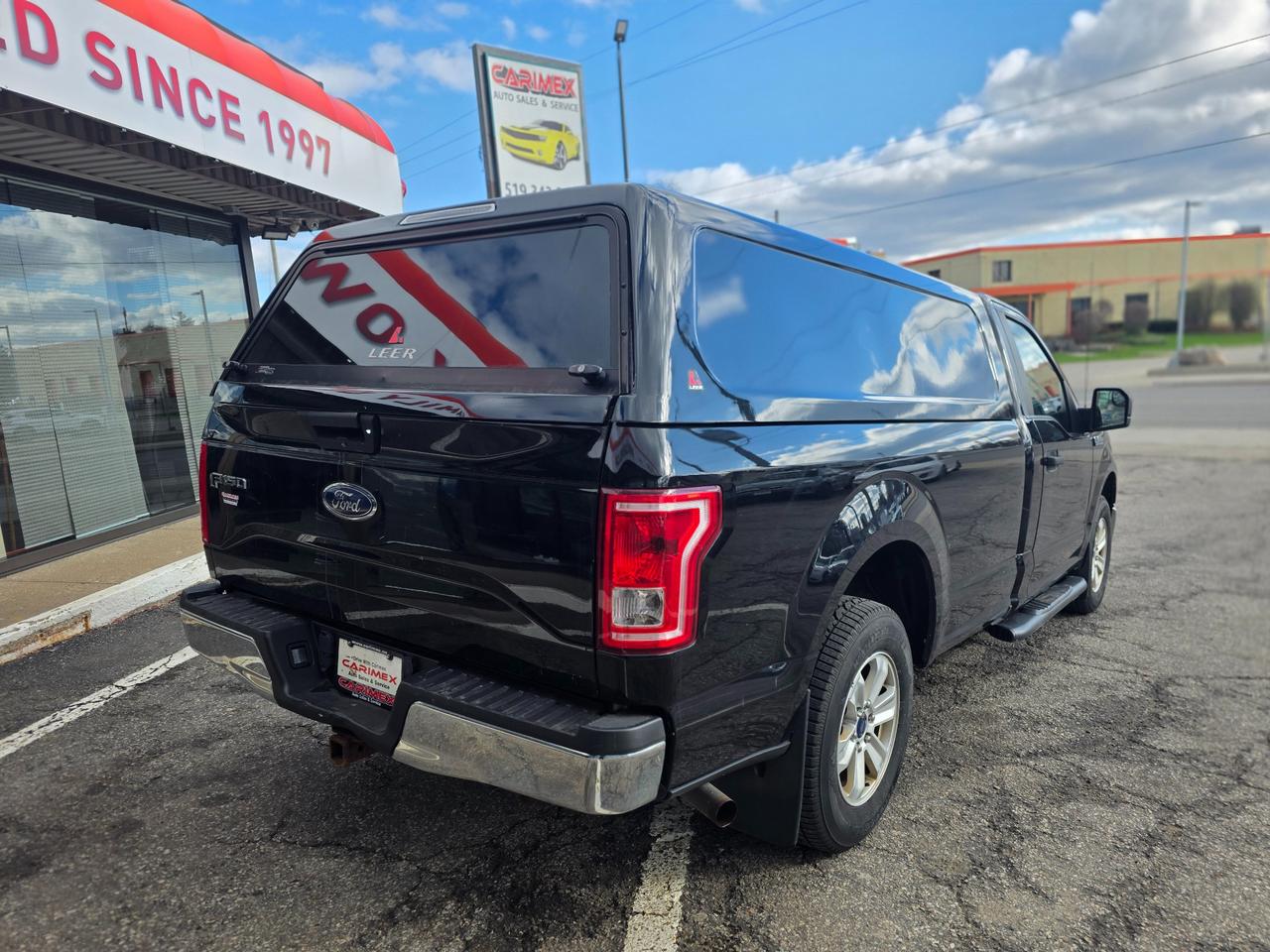 2017 Ford F-150 XLT 8' Box | Locking Leer Cap | One Owner | Accident Free Photo
