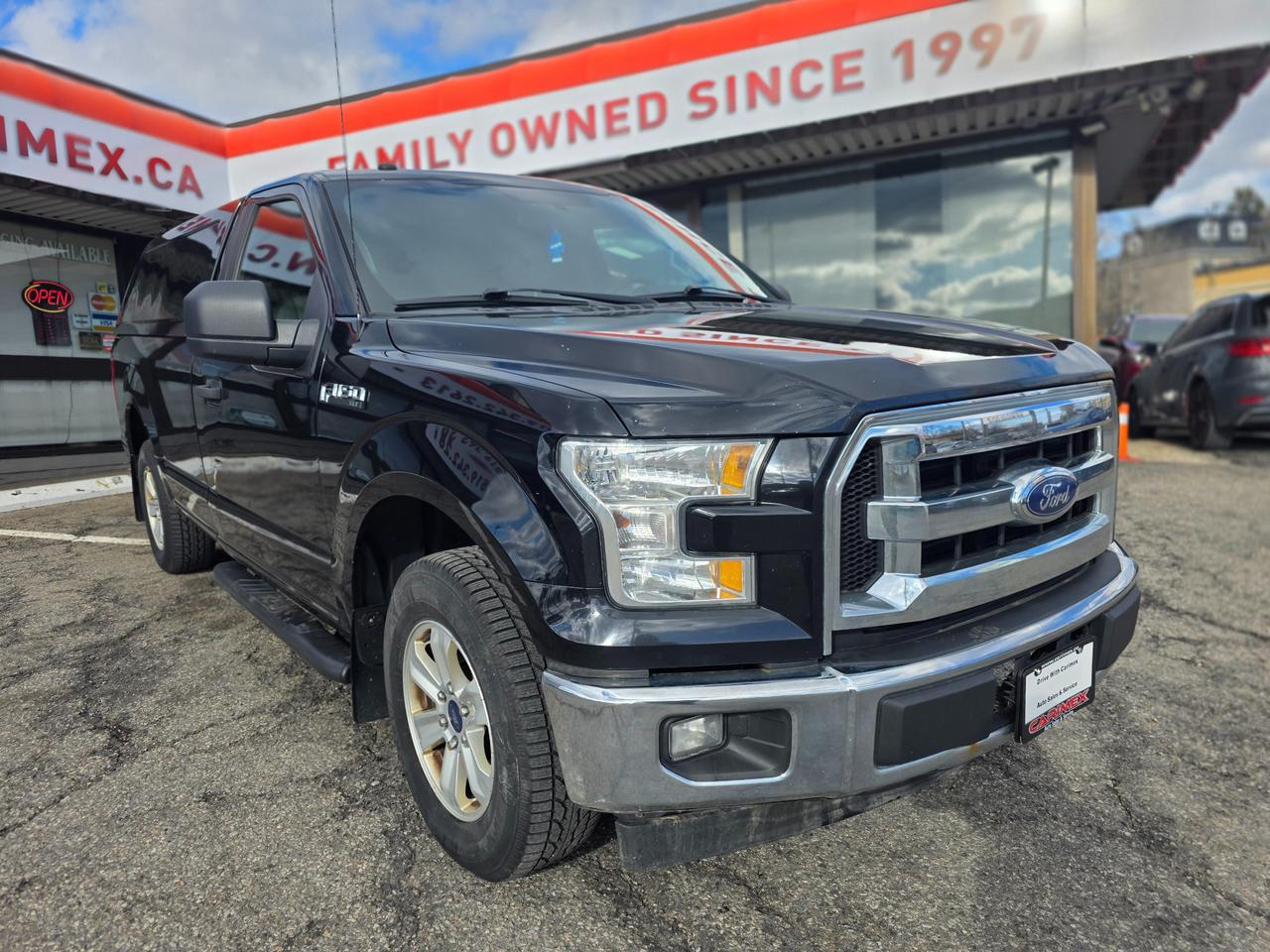 2017 Ford F-150 XLT 8' Box | Locking Leer Cap | One Owner | Accident Free Photo