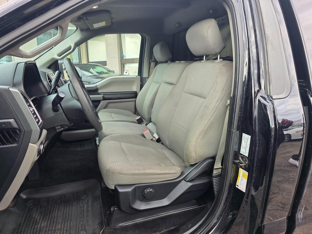 2017 Ford F-150 XLT 8' Box | Locking Leer Cap | One Owner | Accident Free Photo