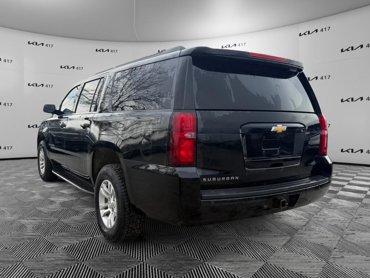 2018 Chevrolet Suburban 4WD 4dr 1500 LS Photo