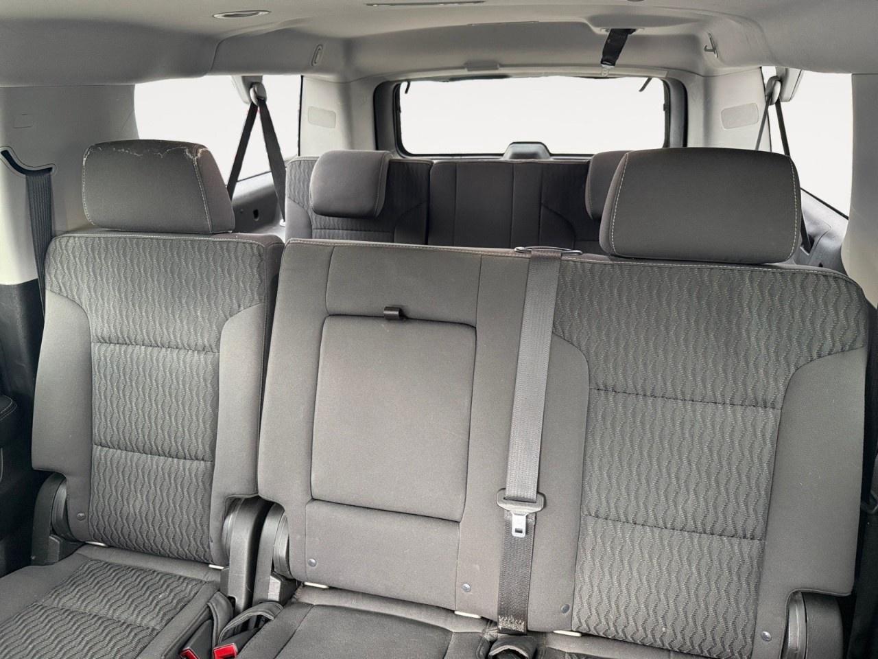 2018 Chevrolet Suburban 4WD 4dr 1500 LS Photo