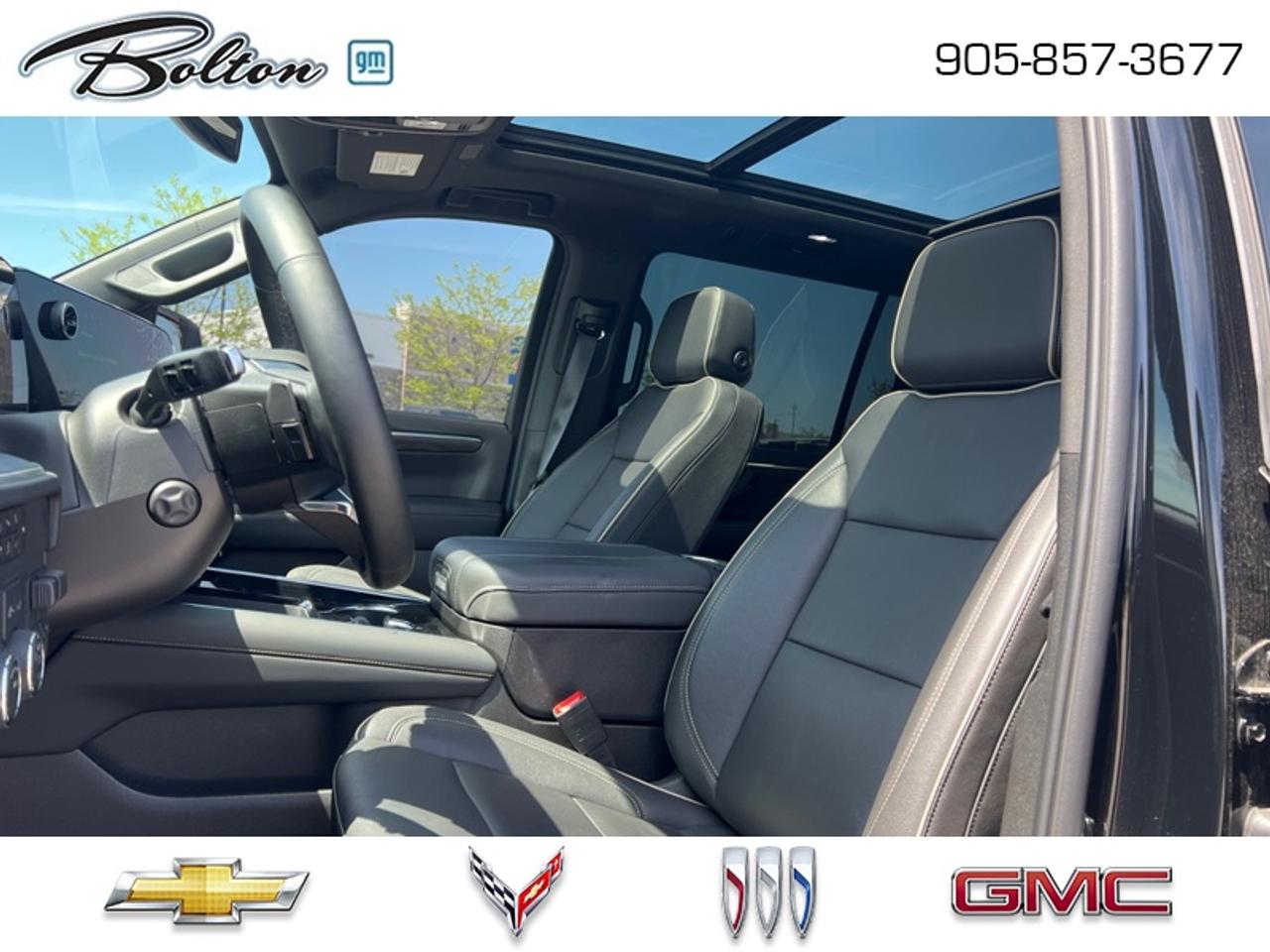 2025 Chevrolet Suburban Premier 3.0L DURAMAX DIESEL! Photo