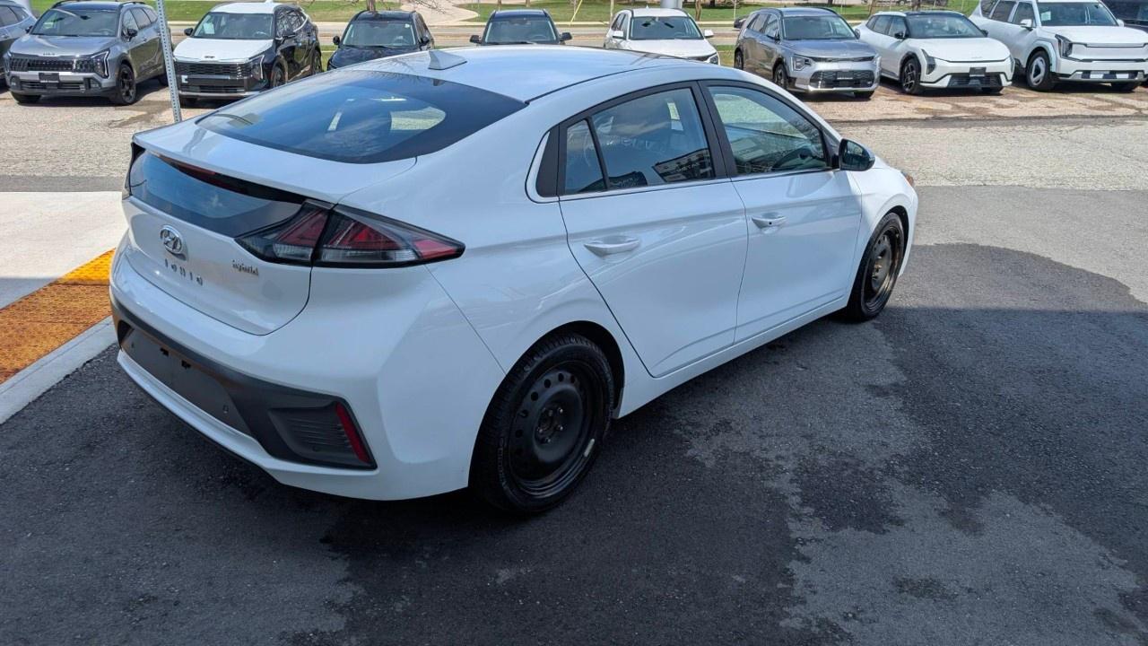 2021 Hyundai Ioniq Hybrid Ultimate Hatchback Photo