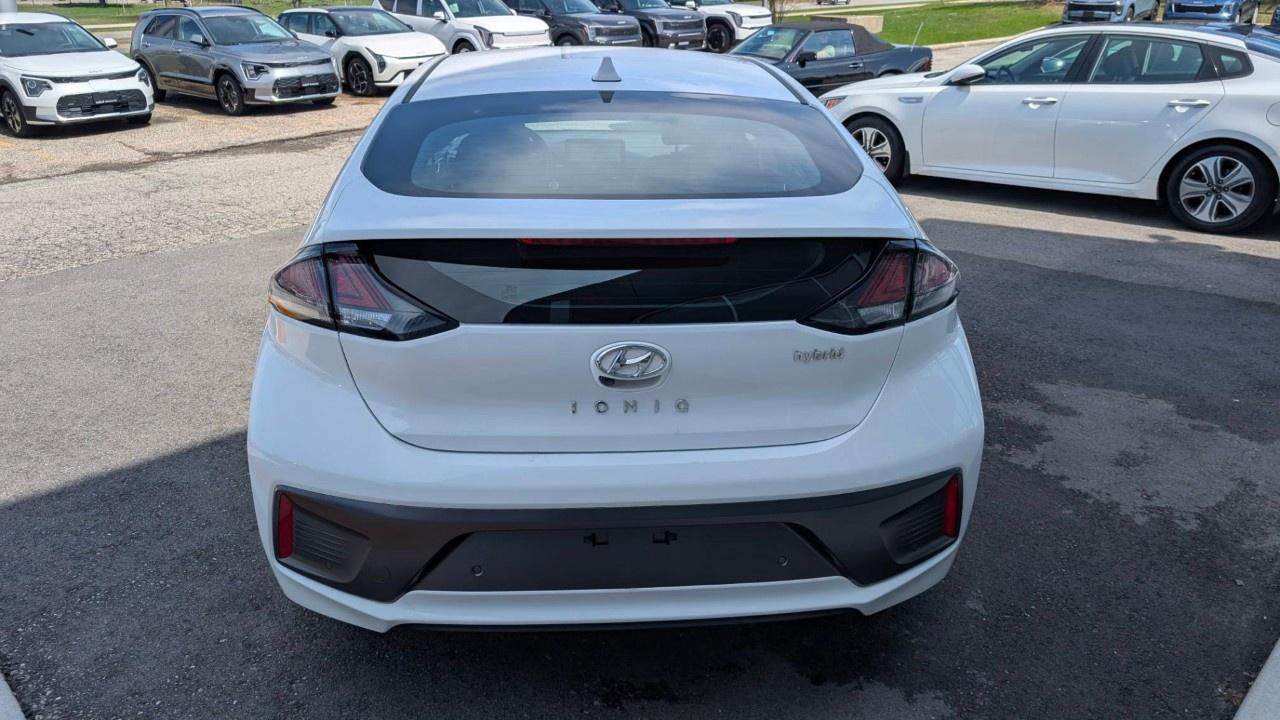 2021 Hyundai Ioniq Hybrid Ultimate Hatchback Photo