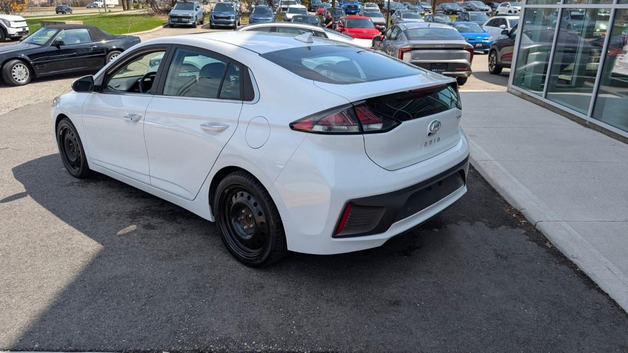 2021 Hyundai Ioniq Hybrid Ultimate Hatchback Photo