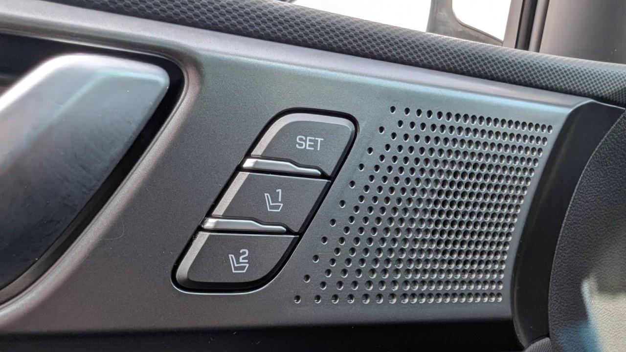 2021 Hyundai Ioniq Hybrid Ultimate Hatchback Photo