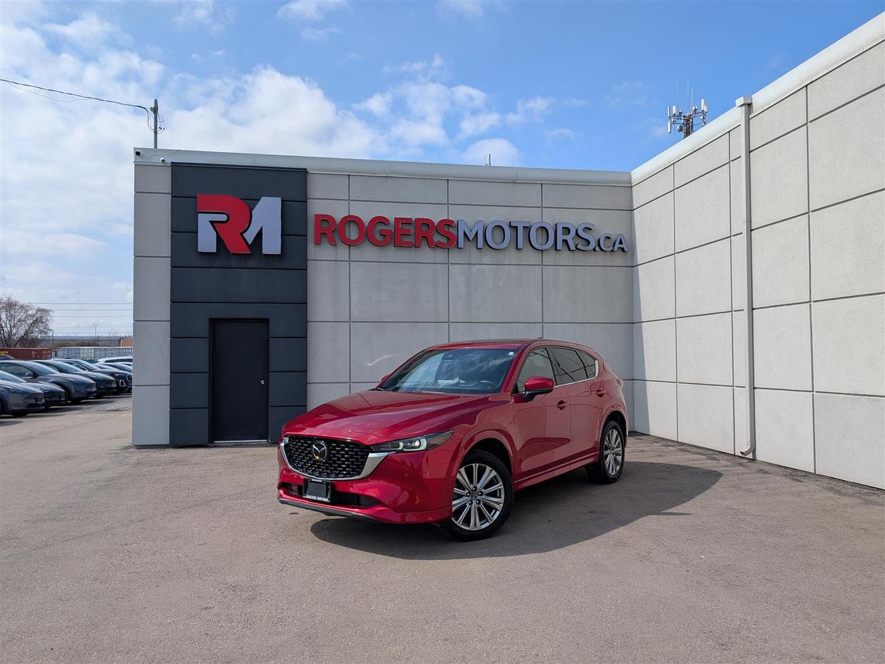 2023 Mazda CX-5 SIGNATURE AWD - NAVI - SUNROOF - TECH FEATS Photo