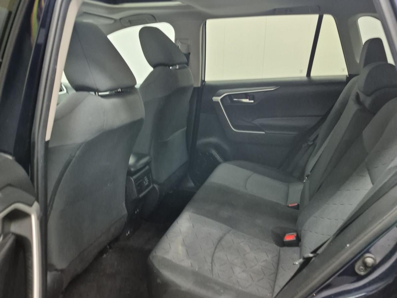 2020 Toyota RAV4 XLE AWD | NO ACCIDENTS | TOYOTA SERVICED Photo