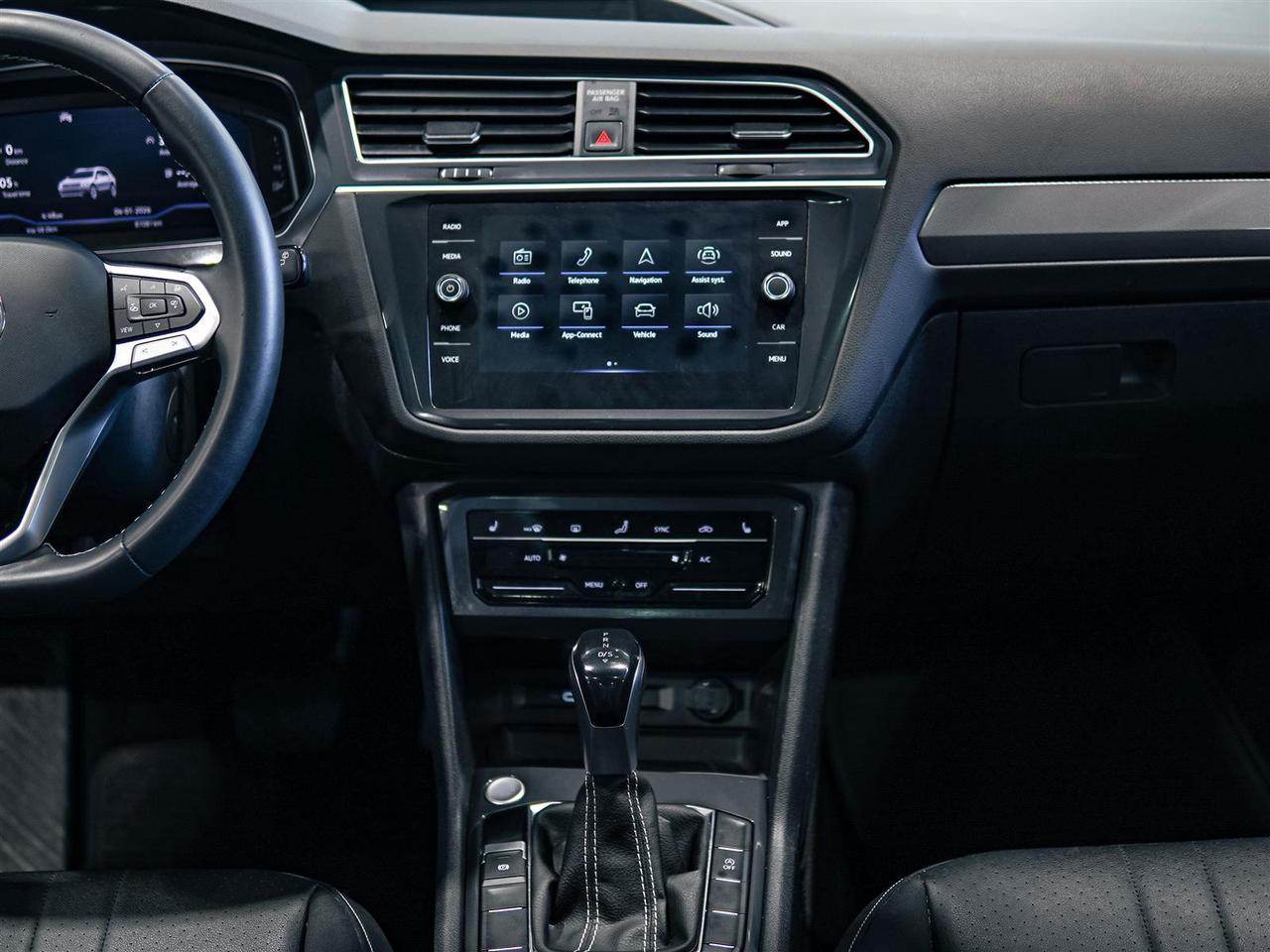 2023 Volkswagen Tiguan COMFORTLINE | NO ACCIDENTS | 7 PASS | PANO ROOF Photo