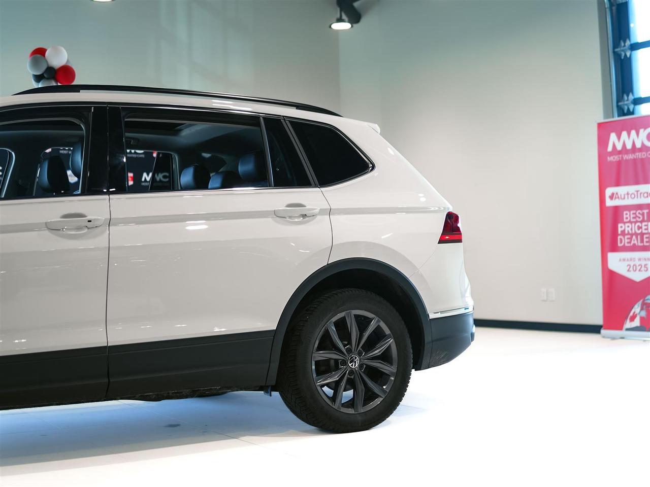 2023 Volkswagen Tiguan COMFORTLINE | NO ACCIDENTS | 7 PASS | PANO ROOF Photo