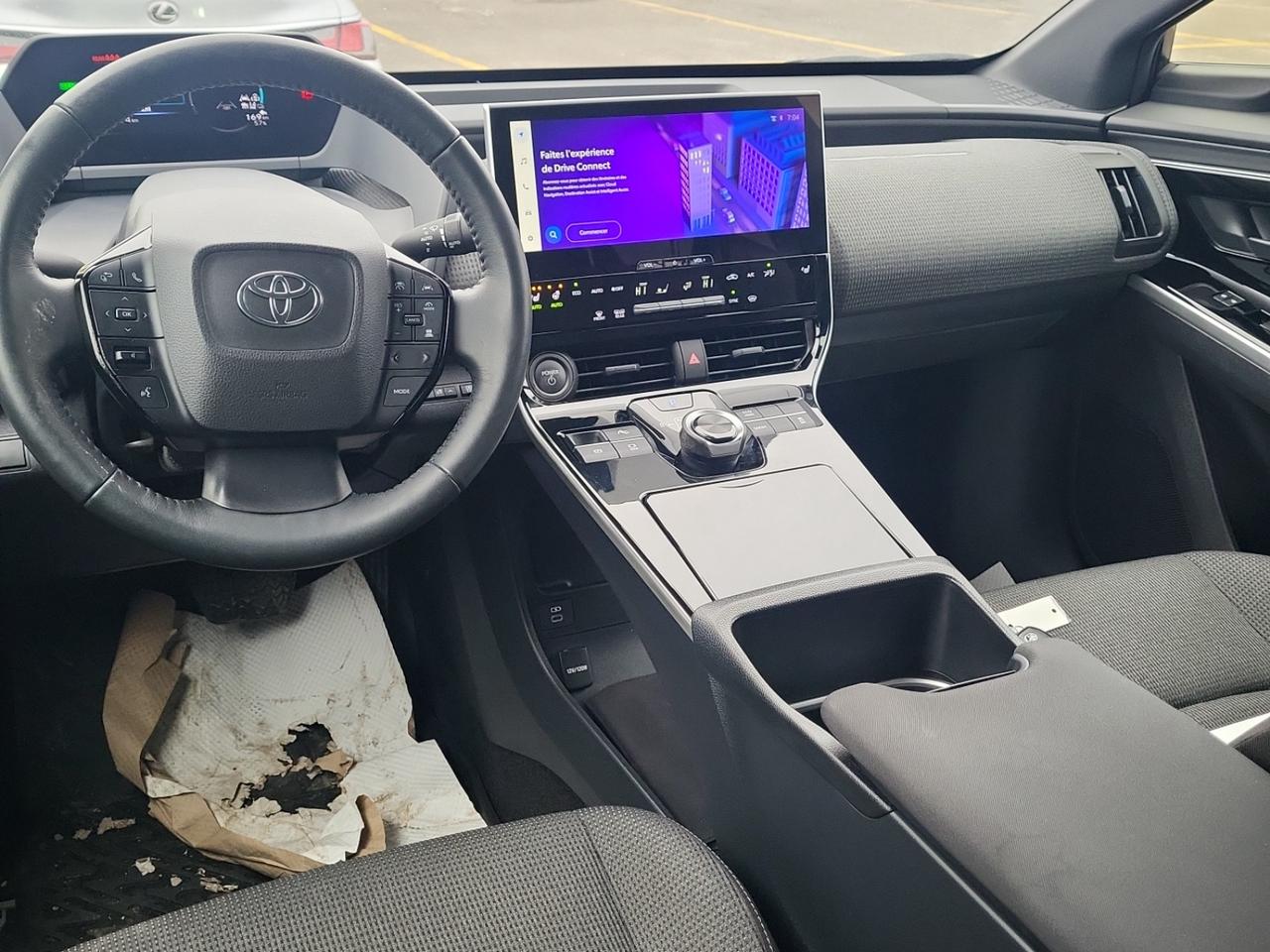 2024 Toyota bZ4X LE | NO ACCIDENTS | ONE OWNER Photo