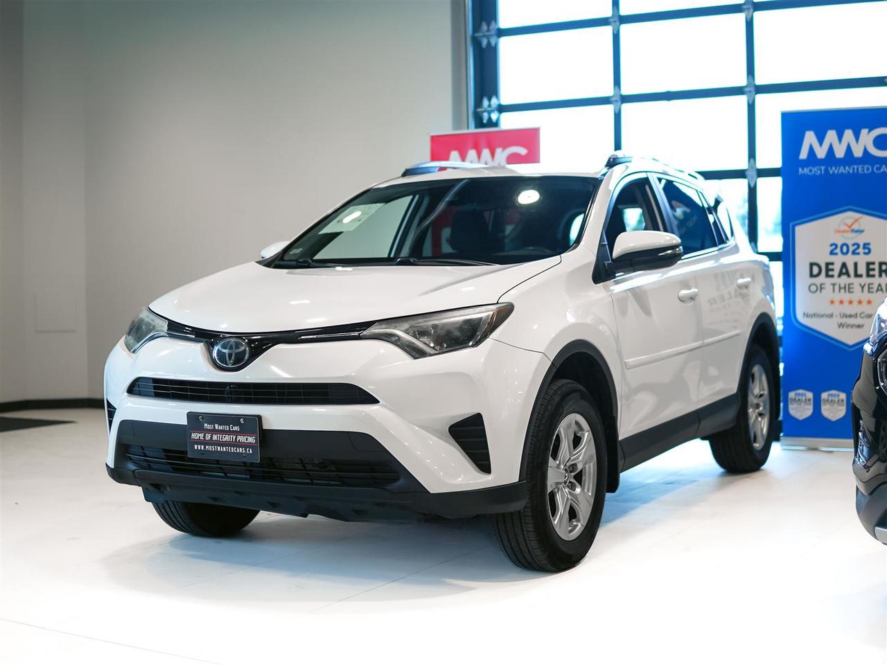 2018 Toyota RAV4 LE | HEATED SEATS | CAMERA | ALLOYS Photo