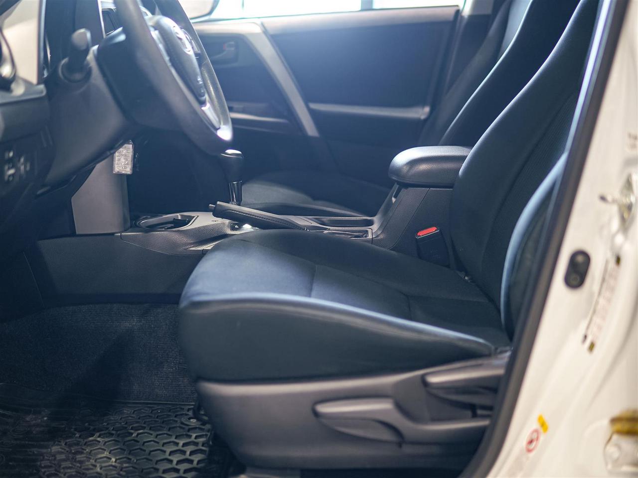 2018 Toyota RAV4 LE | HEATED SEATS | CAMERA | ALLOYS Photo