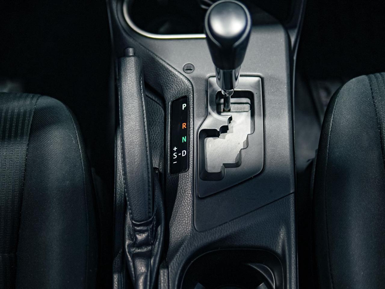 2018 Toyota RAV4 LE | HEATED SEATS | CAMERA | ALLOYS Photo