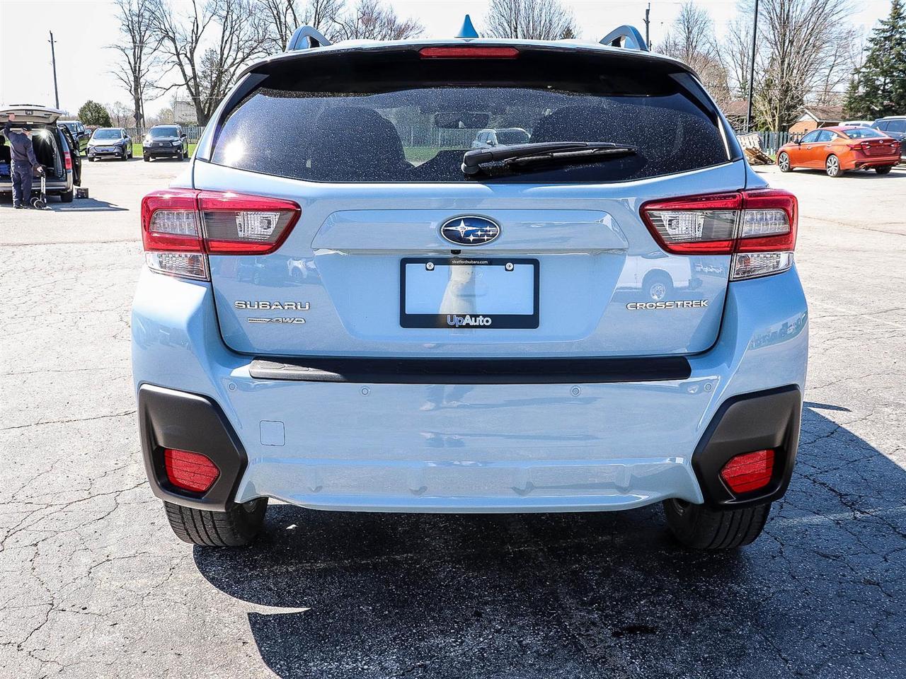 2023 Subaru XV Crosstrek Limited Photo3