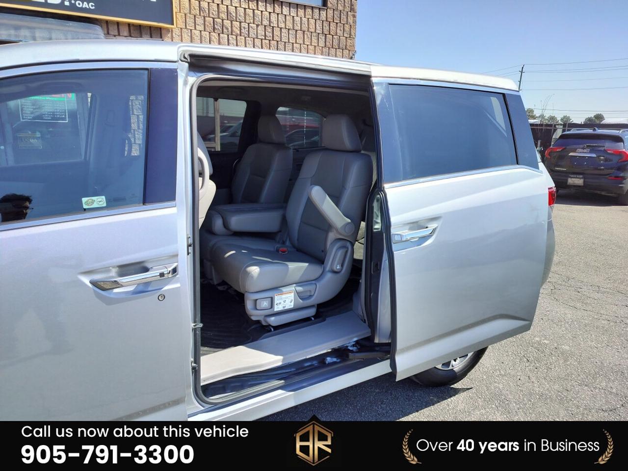2017 Honda Odyssey No Accidents Reported | Touring | Sun Roof  | Heat Photo