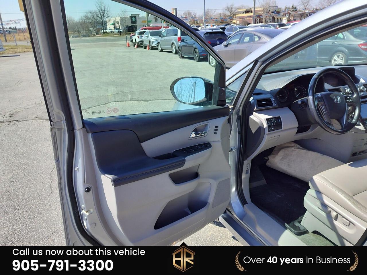 2017 Honda Odyssey No Accidents Reported | Touring | Sun Roof  | Heat Photo