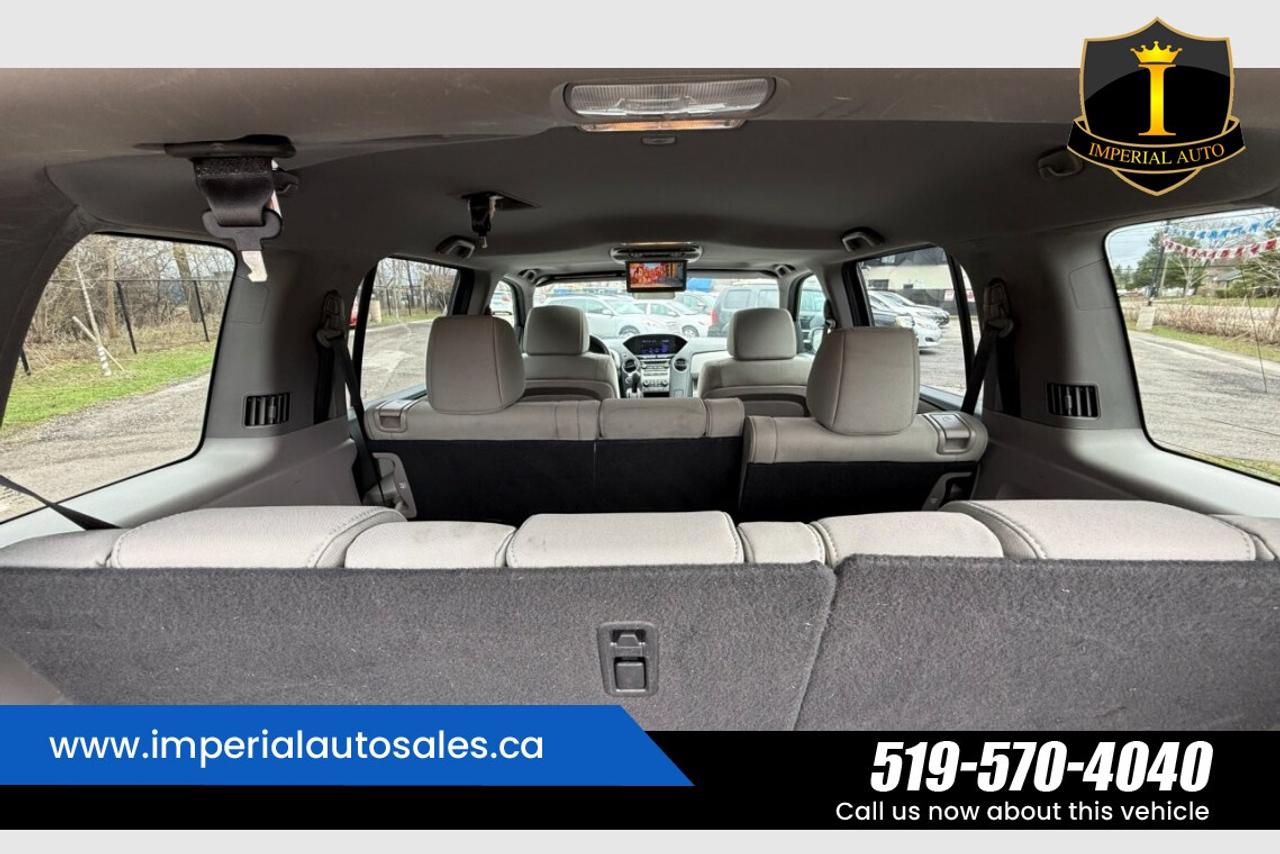 2015 Honda Pilot SE-SUNROOF*MAINTAINED Photo