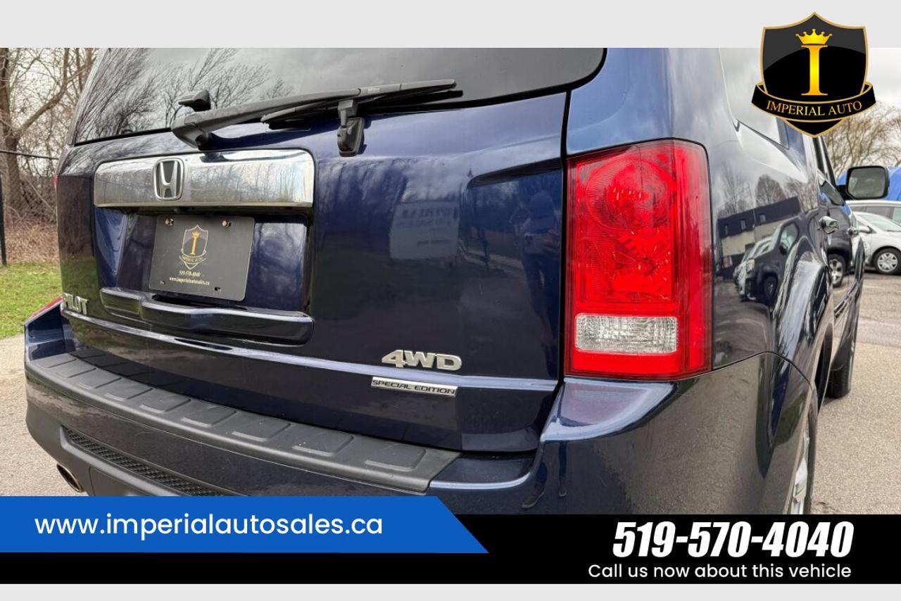2015 Honda Pilot SE-SUNROOF*MAINTAINED Photo