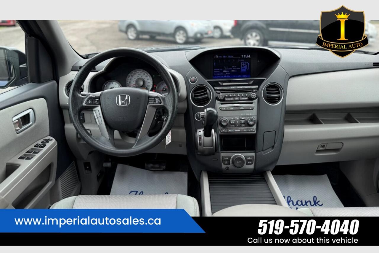 2015 Honda Pilot SE-SUNROOF*MAINTAINED Photo