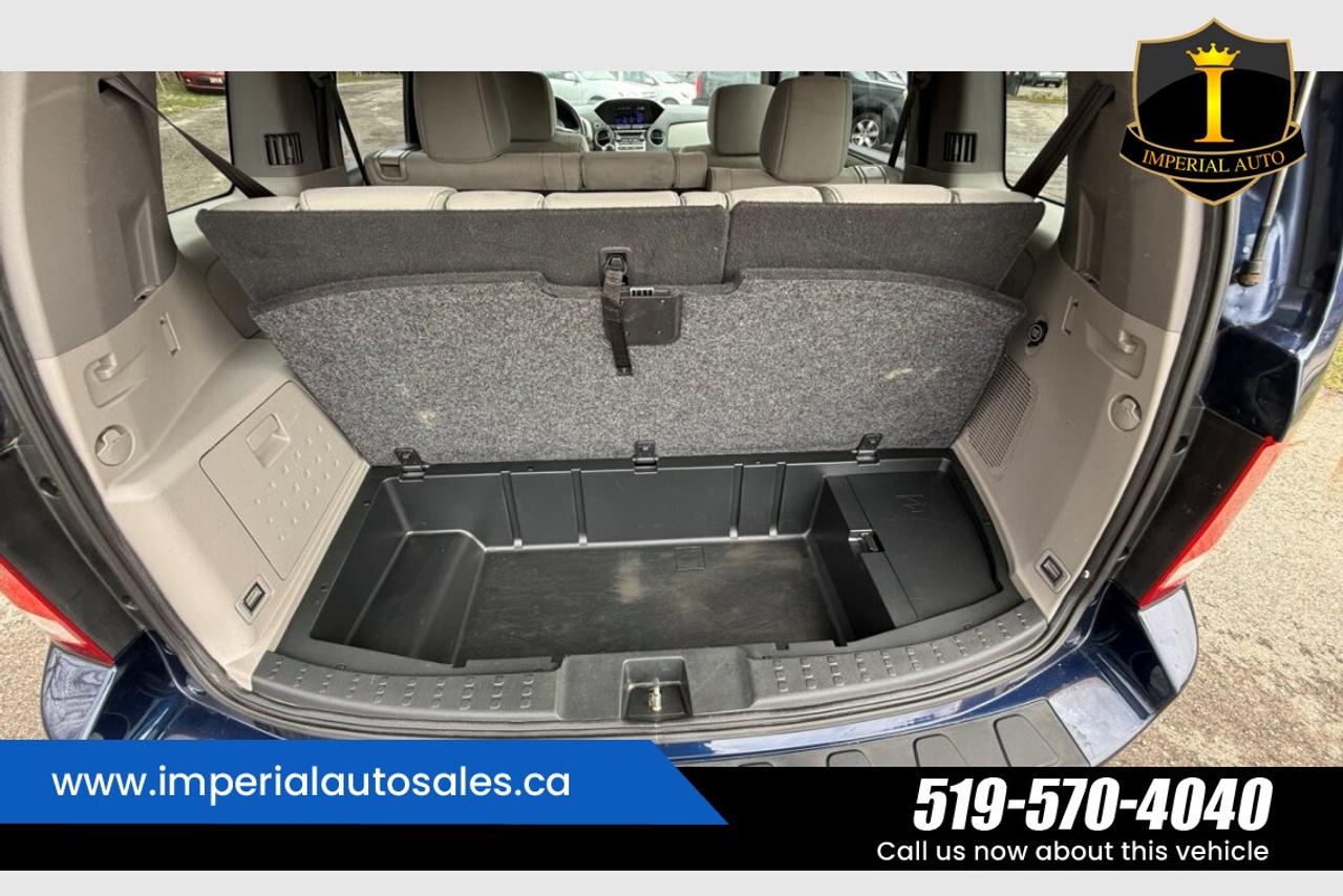 2015 Honda Pilot SE-SUNROOF*MAINTAINED Photo