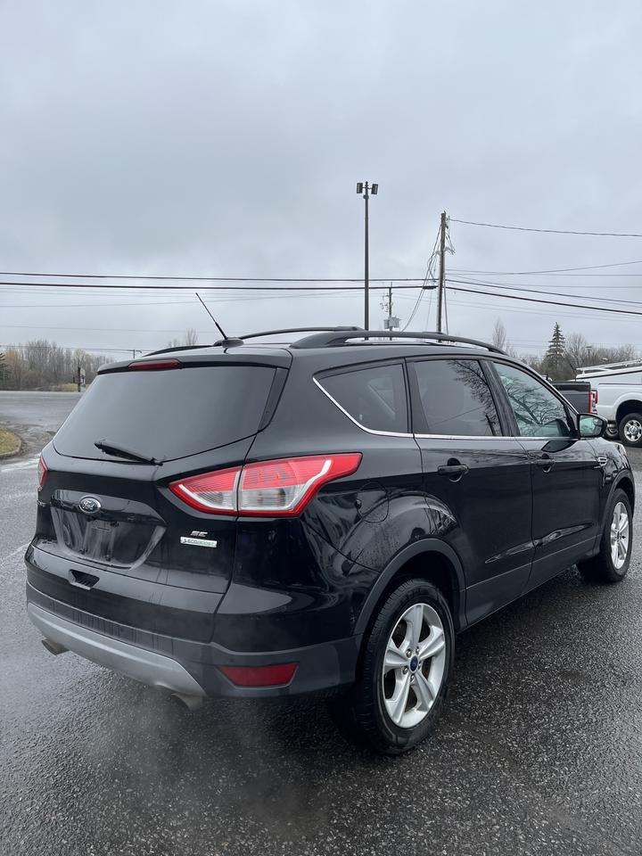 2016 Ford Escape SE Photo4
