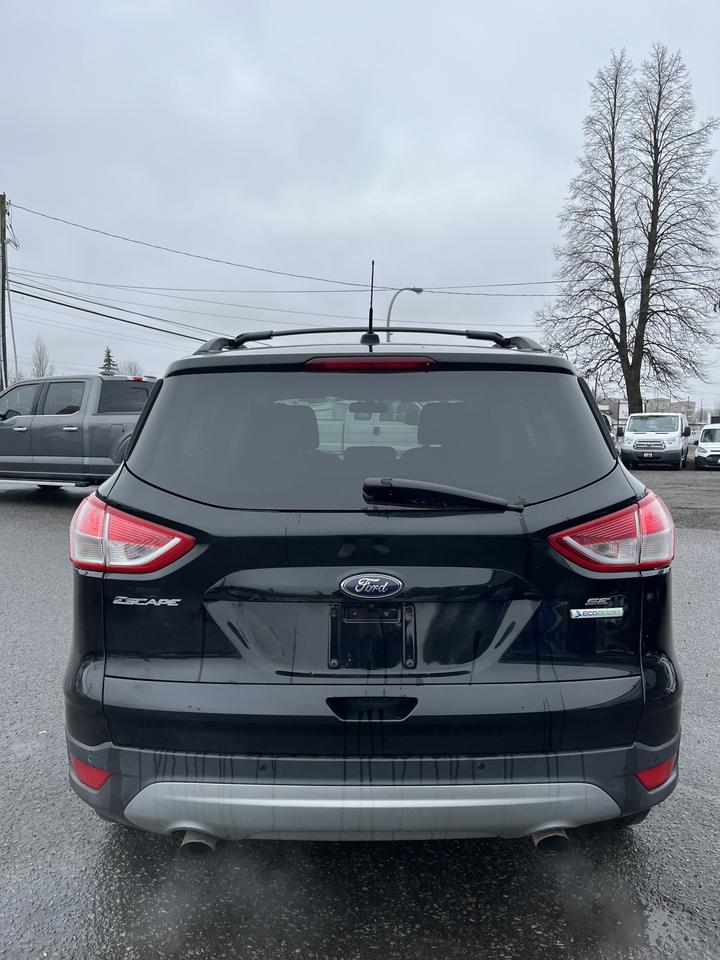 2016 Ford Escape SE Photo3