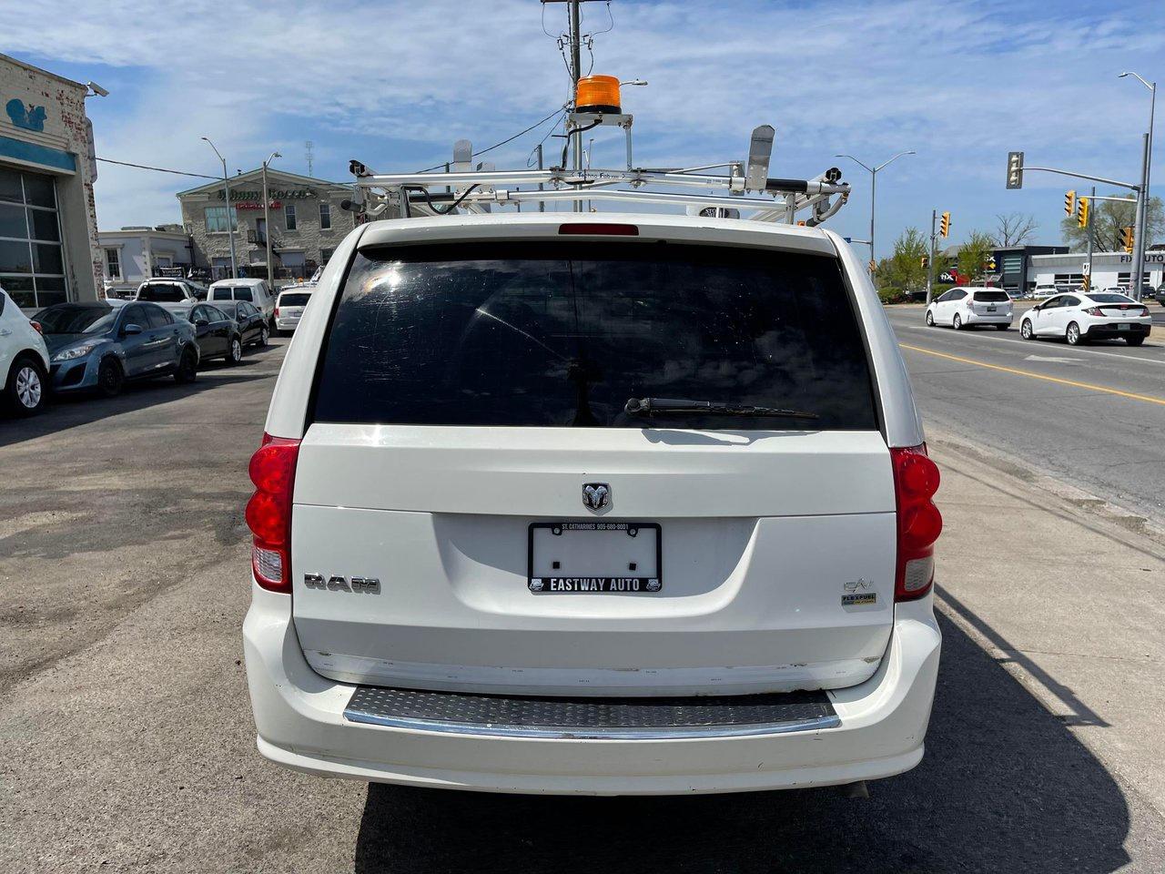 2012 RAM Cargo Van INVERTER- ROOF RACK- SHELVING- DIVIDER-VAGED WINDOWS - Photo #8