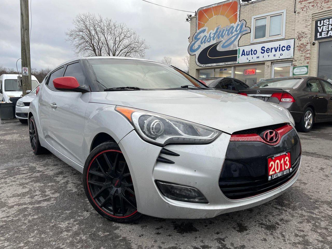 2013 Hyundai Veloster w/Tech Photo