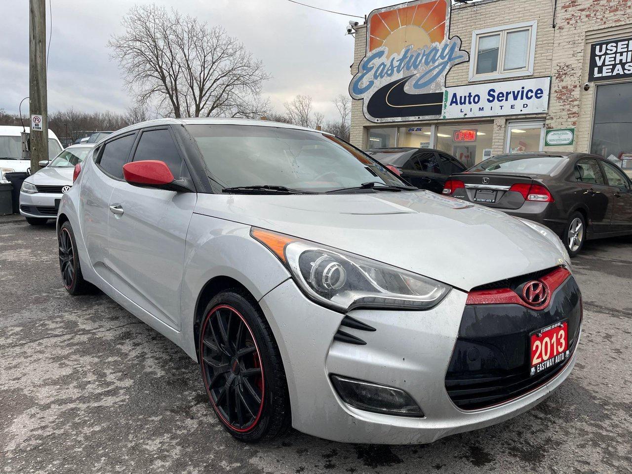 2013 Hyundai Veloster w/Tech Photo