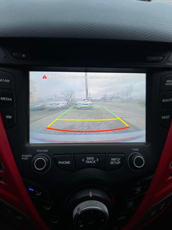 2013 Hyundai Veloster w/Tech Photo