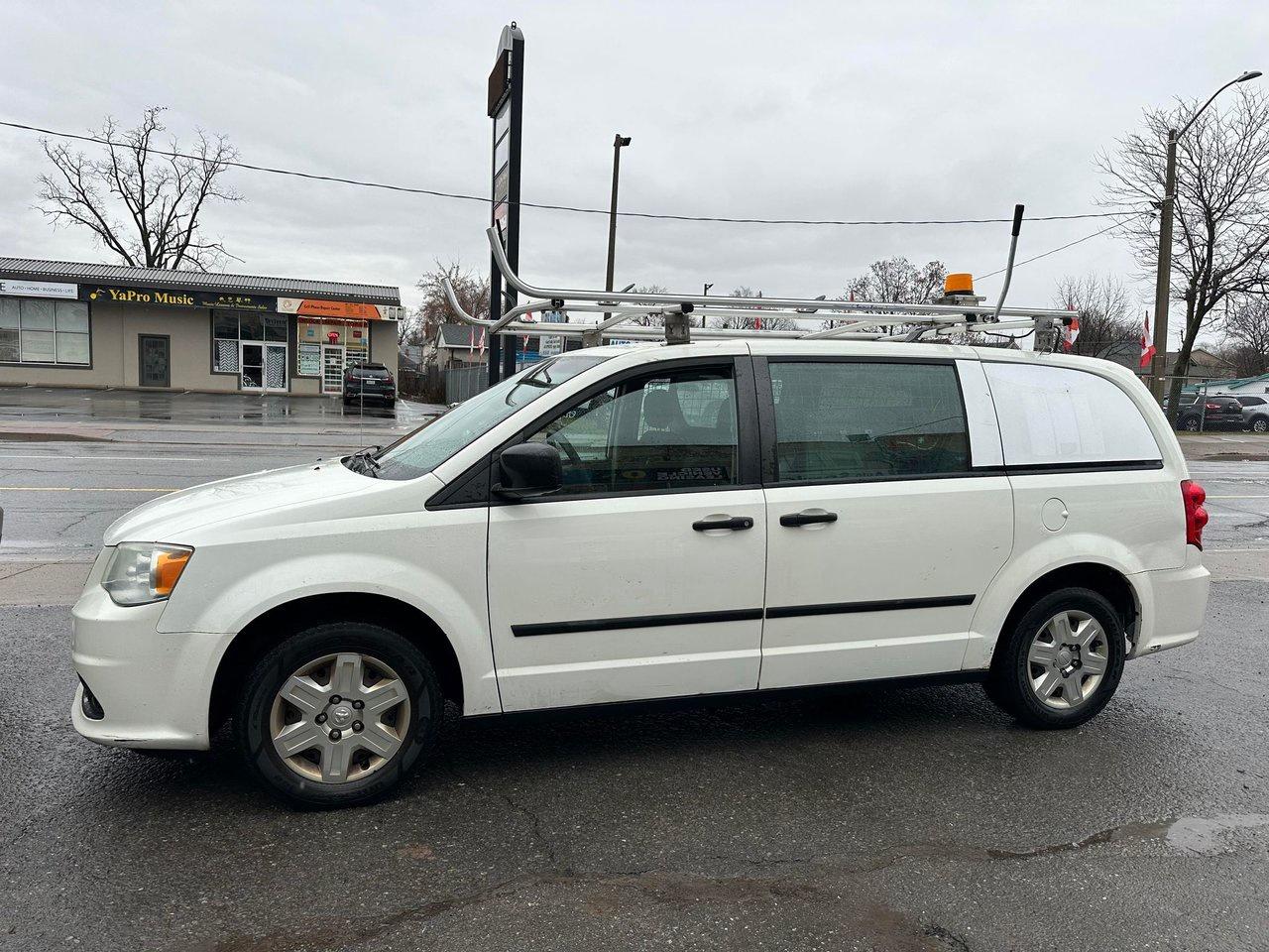 2011 Dodge Grand Caravan C/V CARGO CV Photo