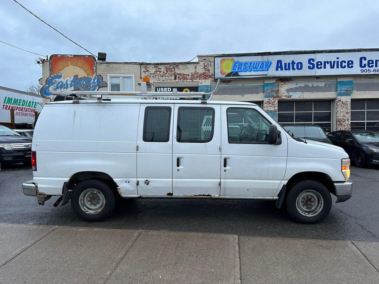 2010 Ford Econoline Cargo Van E 150 - Photo #4
