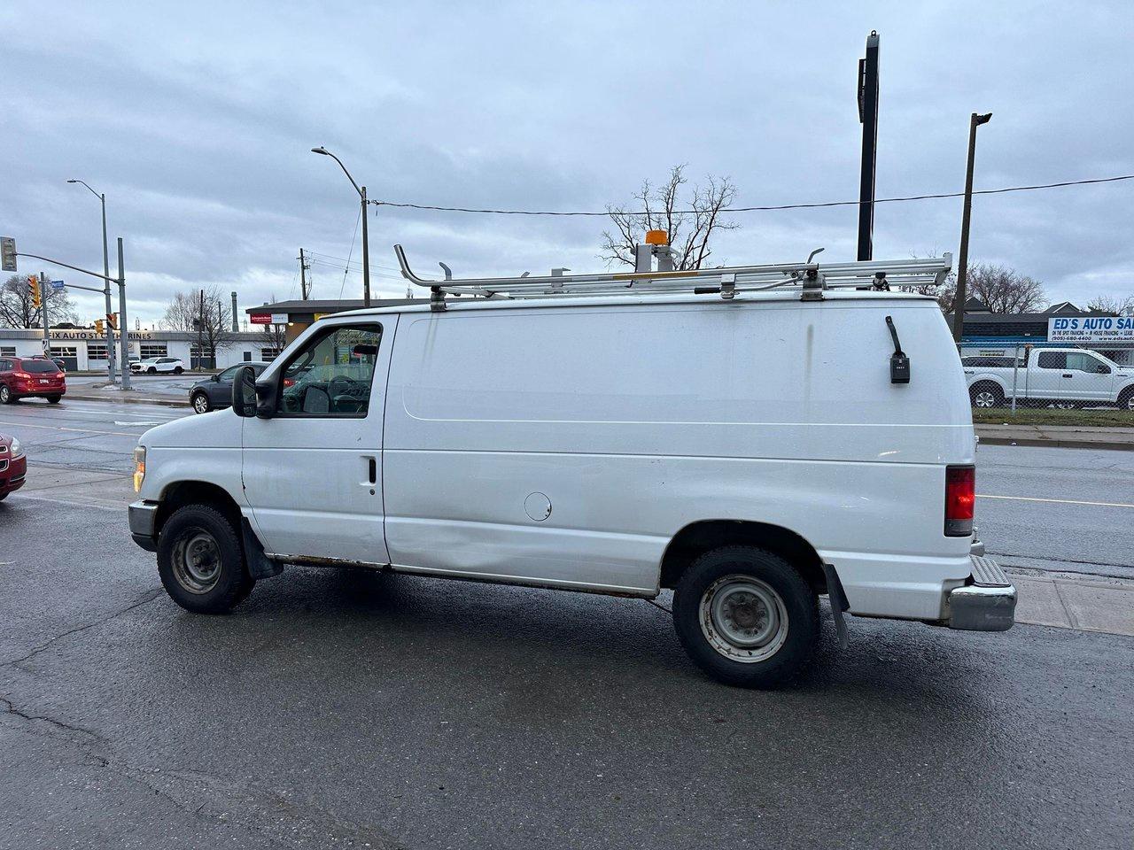 2010 Ford Econoline Cargo Van E 150 - Photo #8