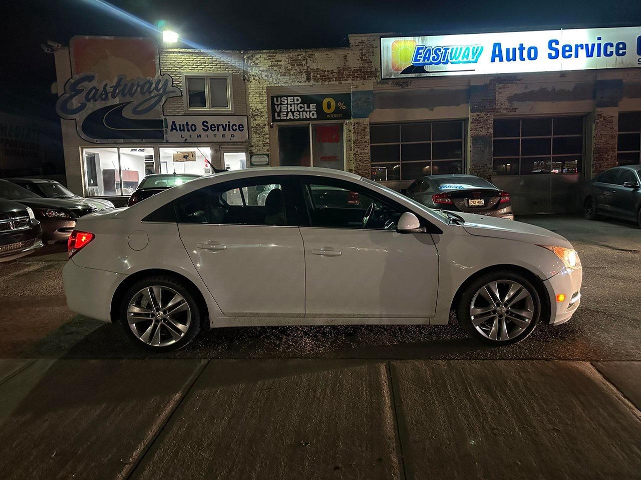 2012 Chevrolet Cruze LT Turbo w/1SA Photo