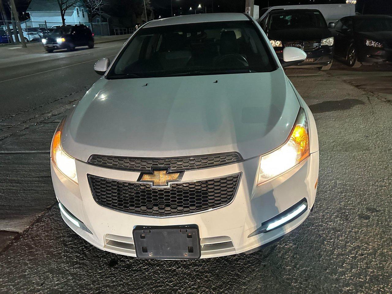 2012 Chevrolet Cruze LT Turbo w/1SA Photo