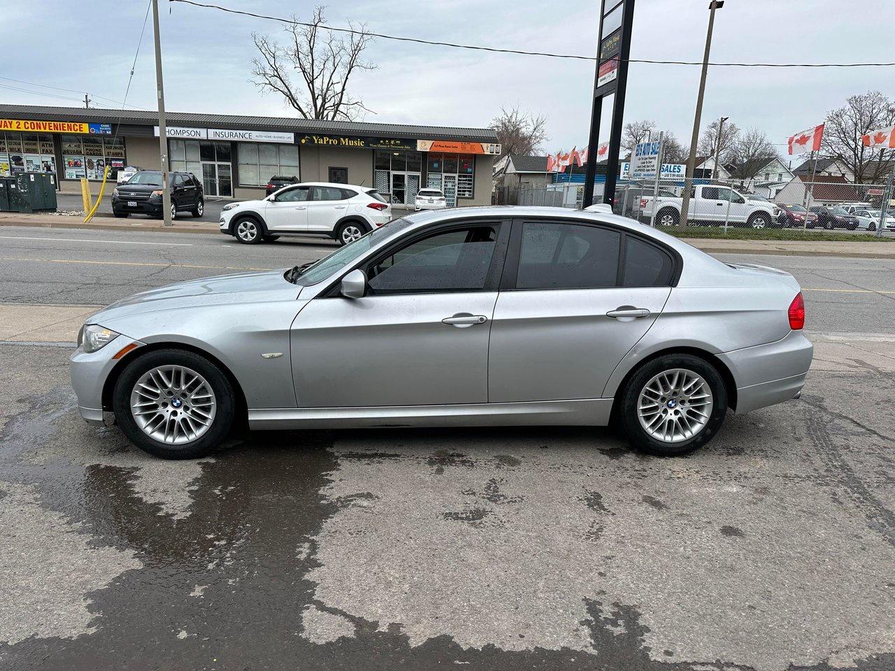 2009 BMW 3 Series 328I Photo