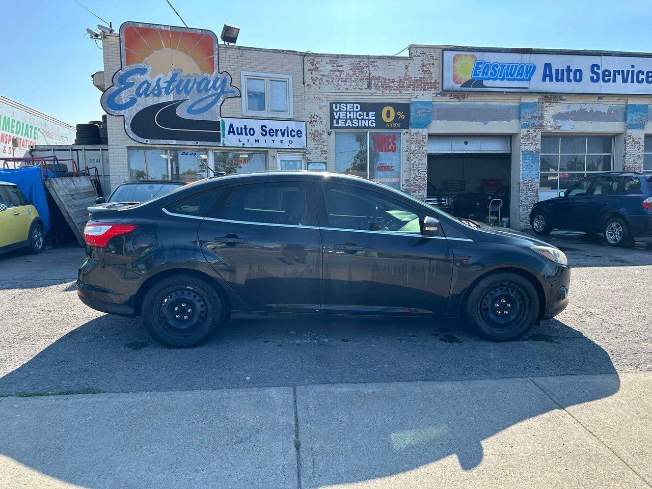 2012 Ford Focus Titanium Photo