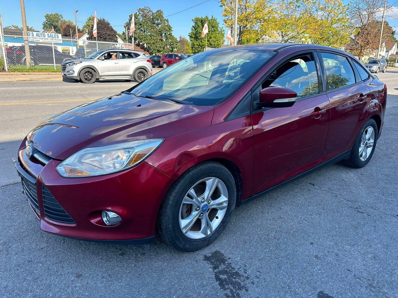 2013 Ford Focus SE - Photo #9