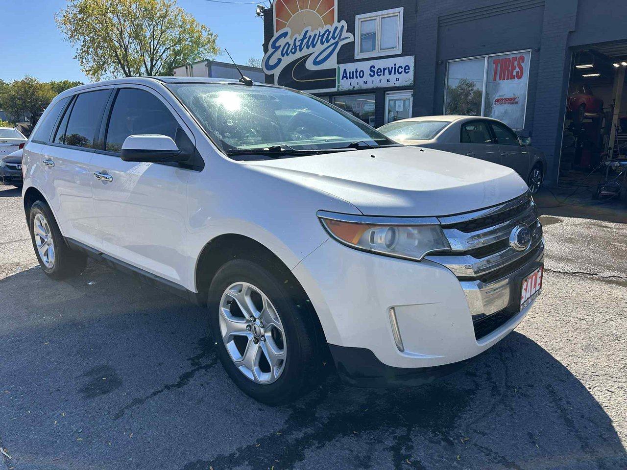 2011 Ford Edge SEL Photo2