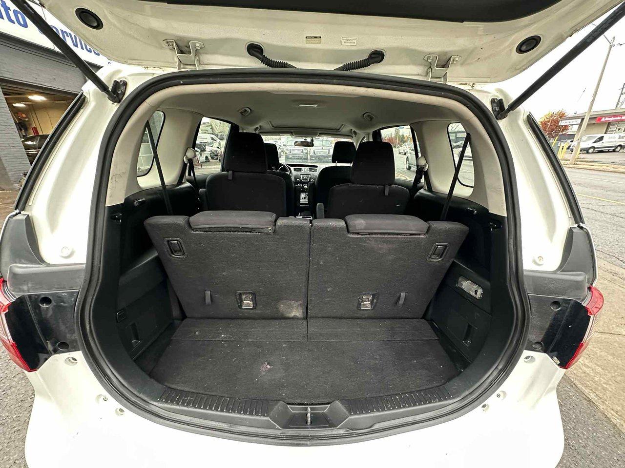 2012 Mazda MAZDA5 GT - Photo #12