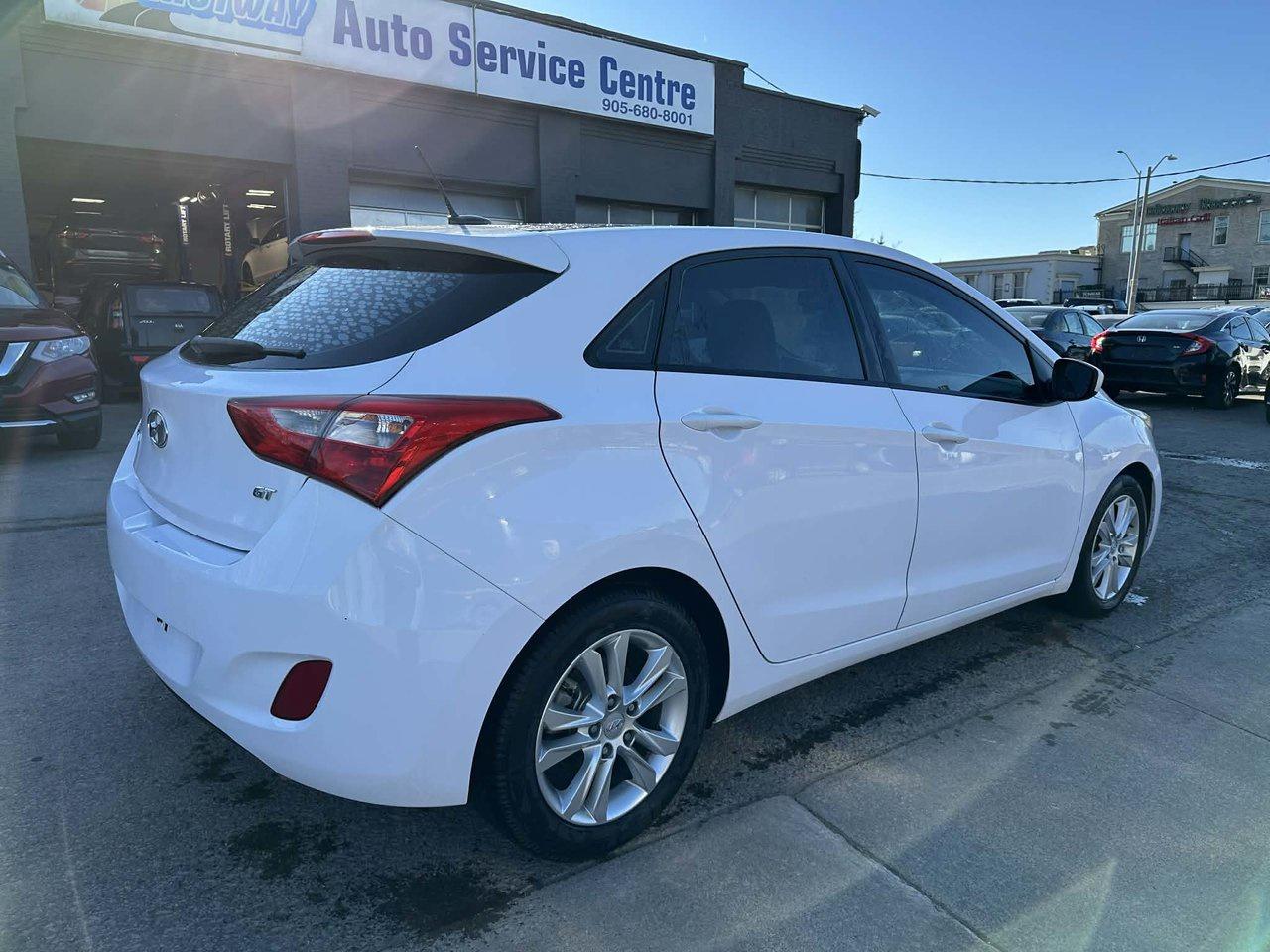 2015 Hyundai Elantra GT GT Photo
