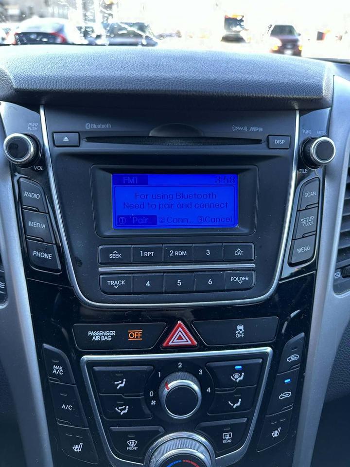 2015 Hyundai Elantra GT GT Photo