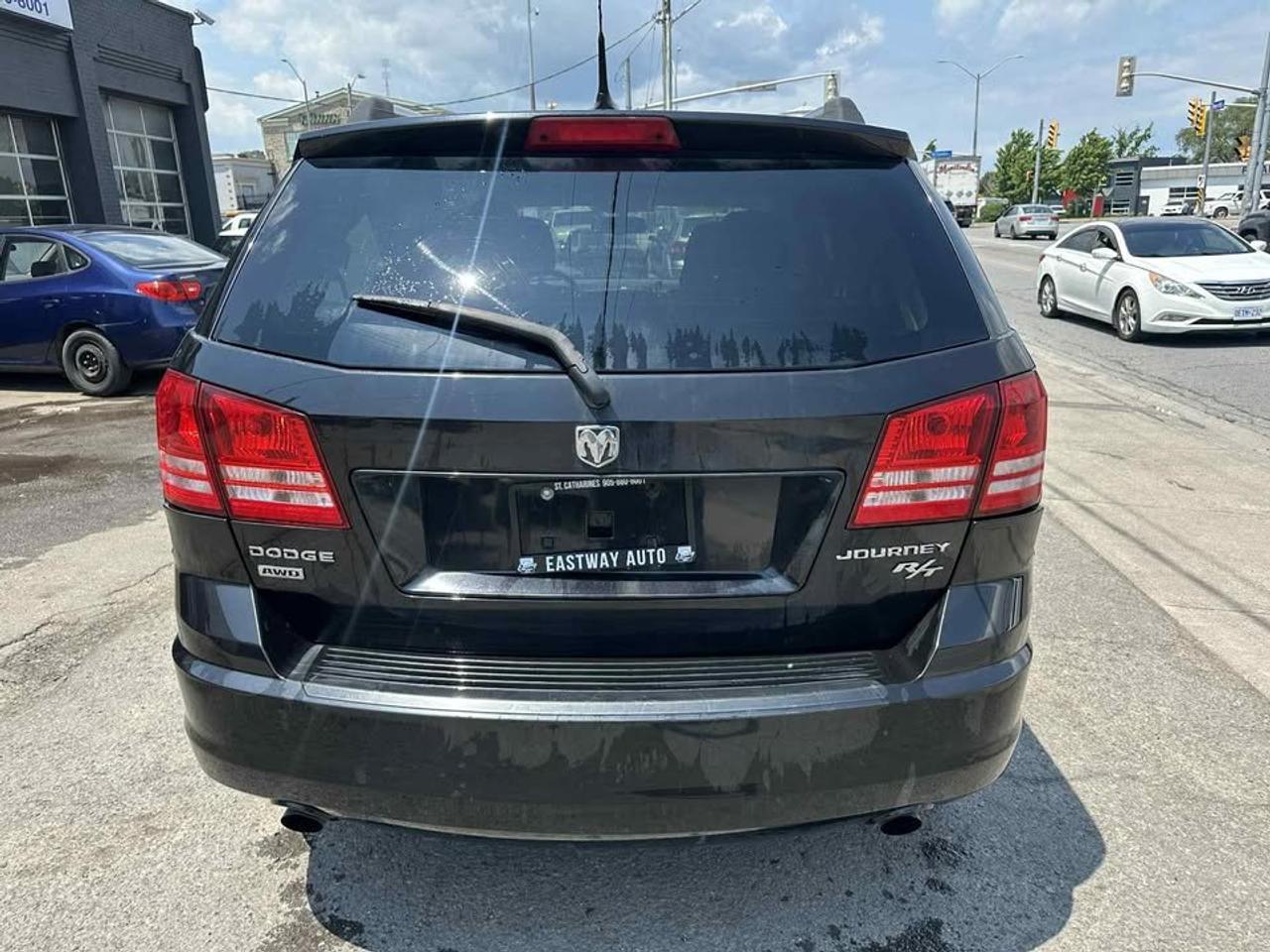 2010 Dodge Journey R/T - Photo #5