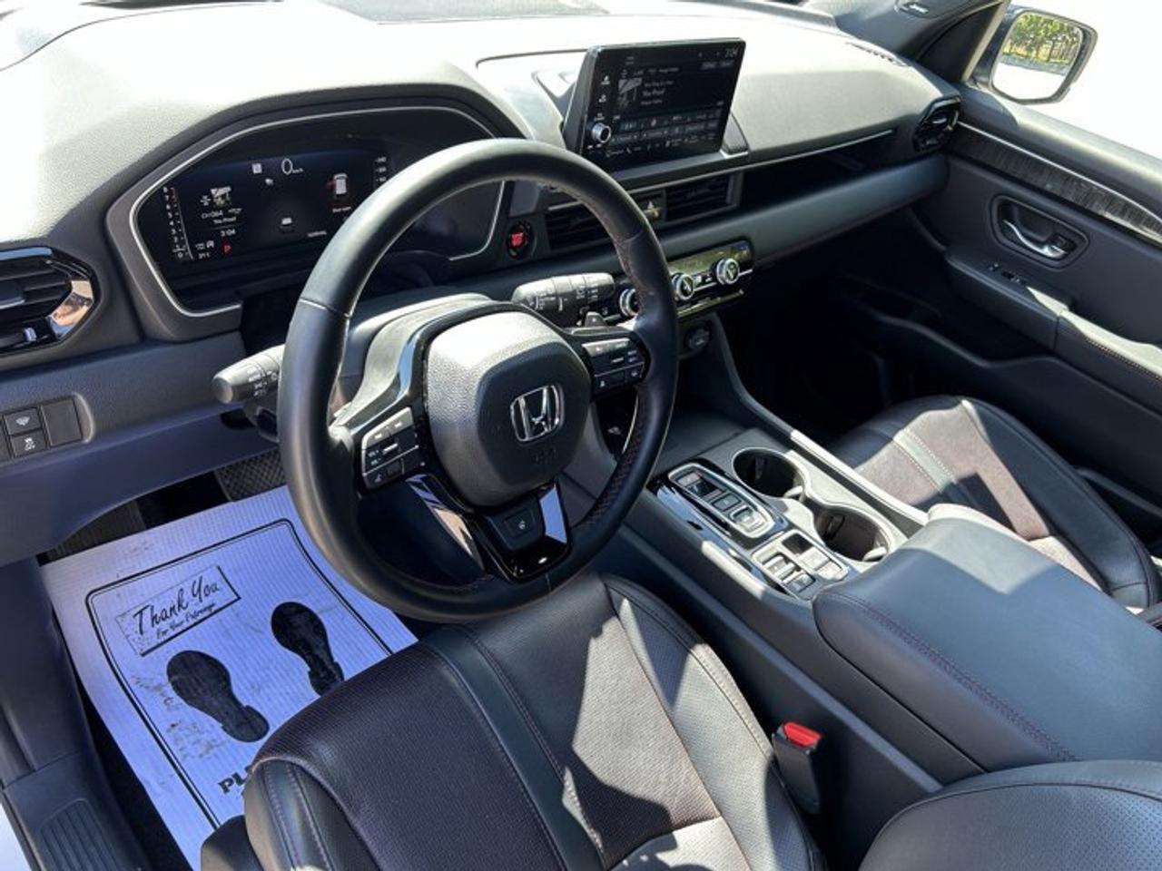 2025 Honda Pilot Black Edition AWD | No Accidents | Panoramic Sunroof Photo