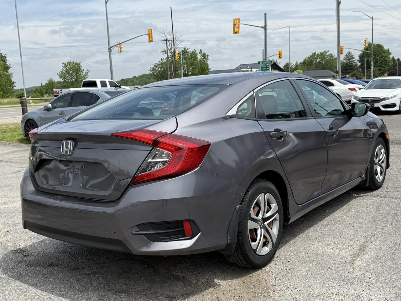 2017 Honda Civic LX Photo2