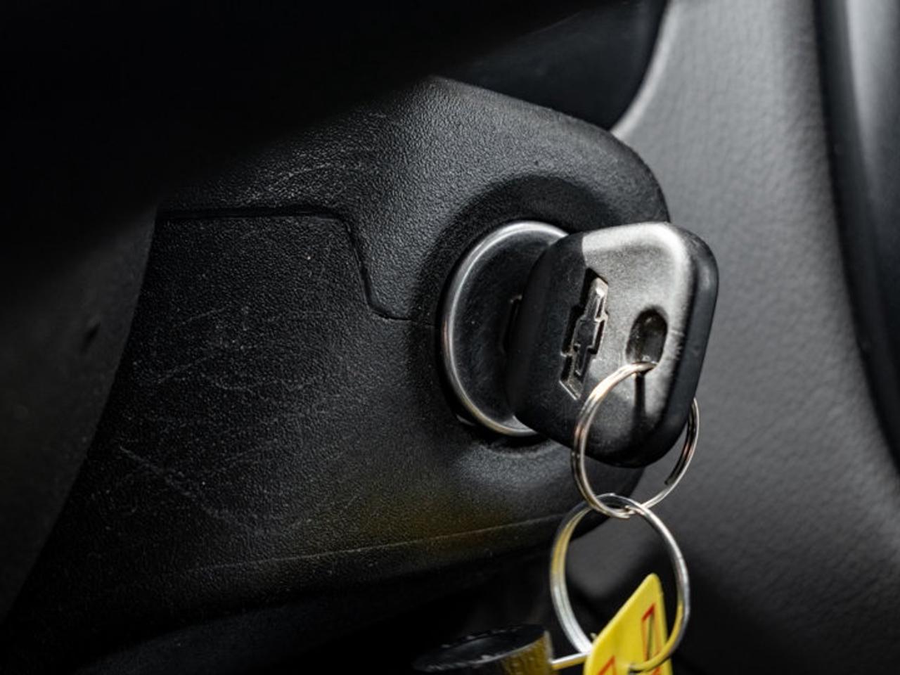 2015 Chevrolet Colorado 2WD WT Photo