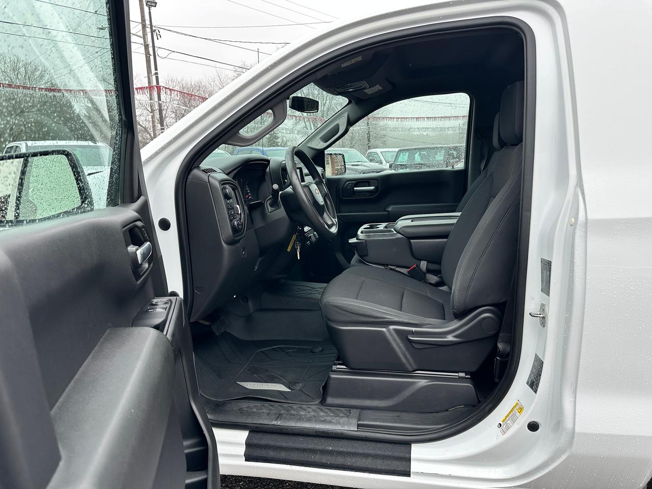 2021 Chevrolet Silverado 1500 WorkTruck 4X4 5.3L Cloth 3Pass FM Bluetooth RvCam Photo