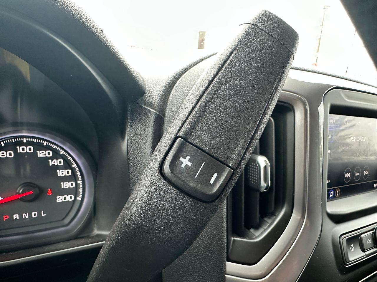 2021 Chevrolet Silverado 1500 WorkTruck 4X4 5.3L Cloth 3Pass FM Bluetooth RvCam Photo